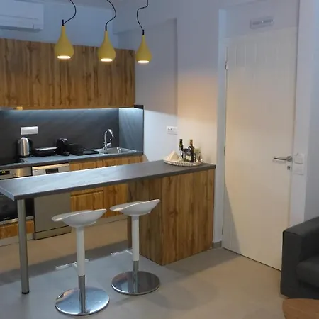 Caltabania Suites Áyios Nikítas Buitenkant foto